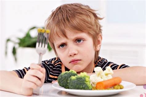 Ergenlik Dönemindeki Çocuklar Nasıl Beslenmeli?
